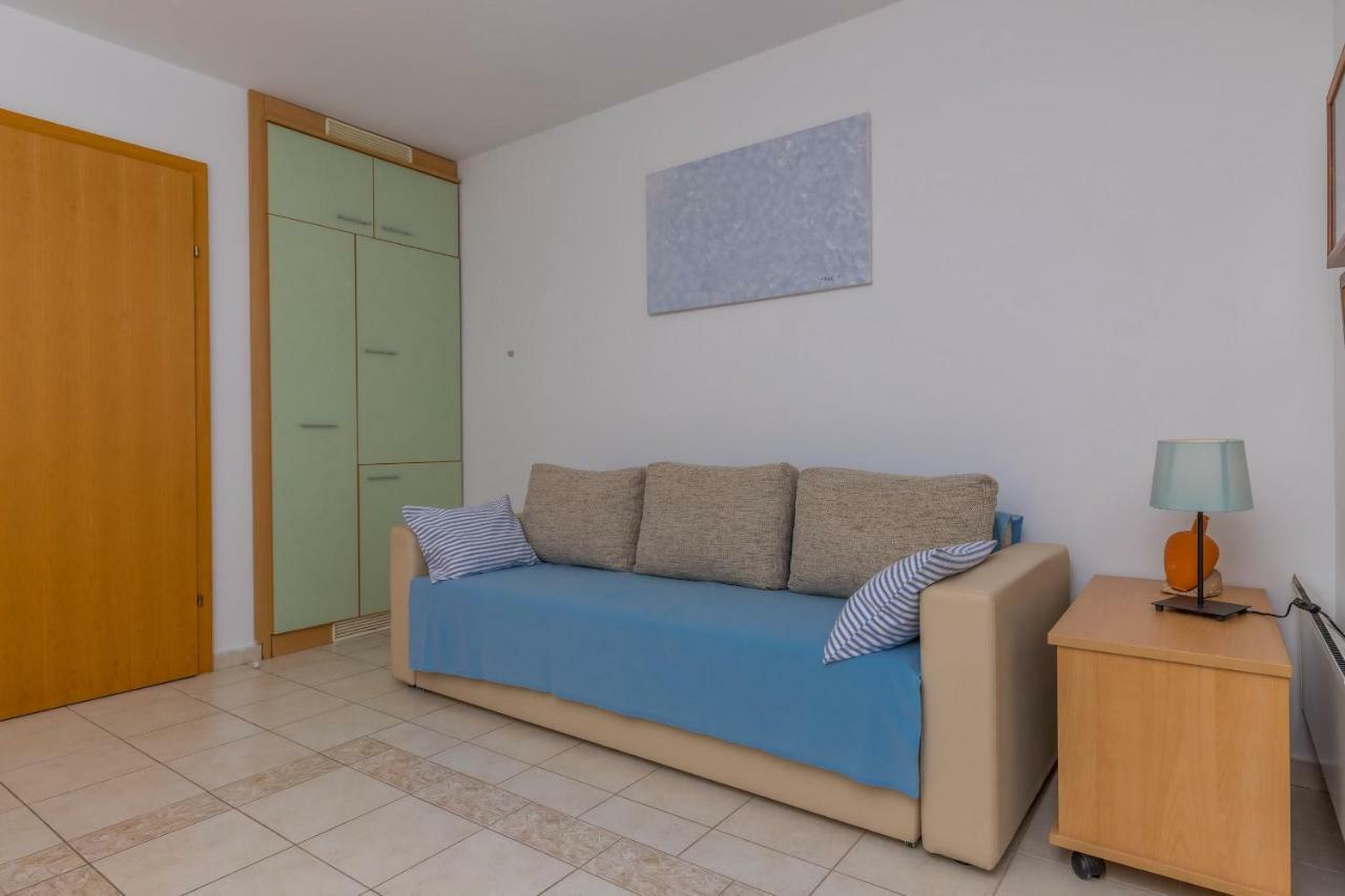 Apartman Emma Lägenhet Dramalj Exteriör bild